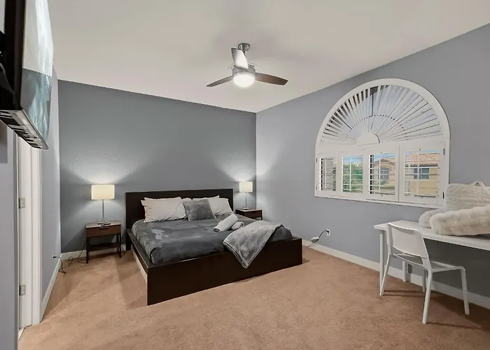 Relaxing 5br Family Pool Moder * Tempe